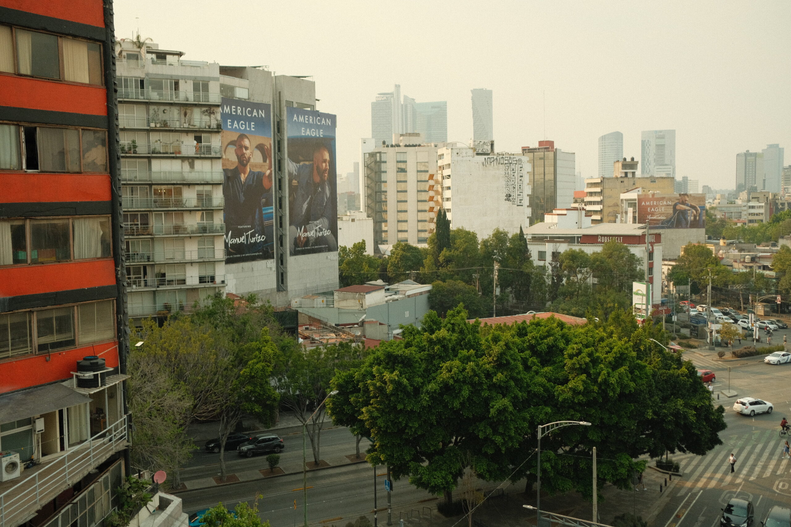 Mexico City in Reality - Lost With Jess